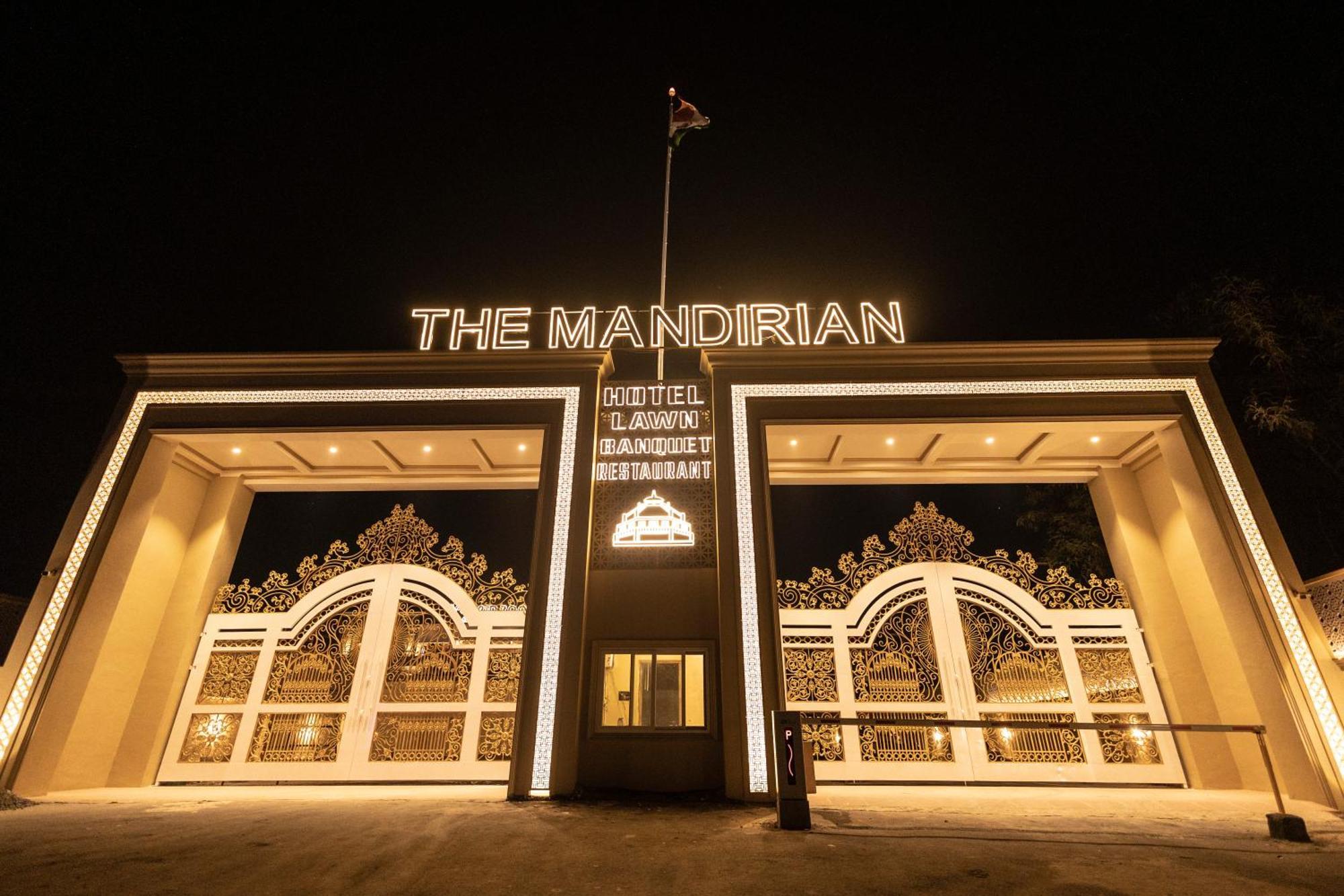 The Mandirian, Varanasi